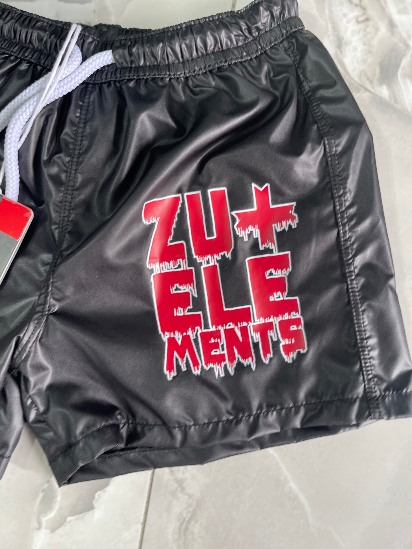 Costume Zu-Elements